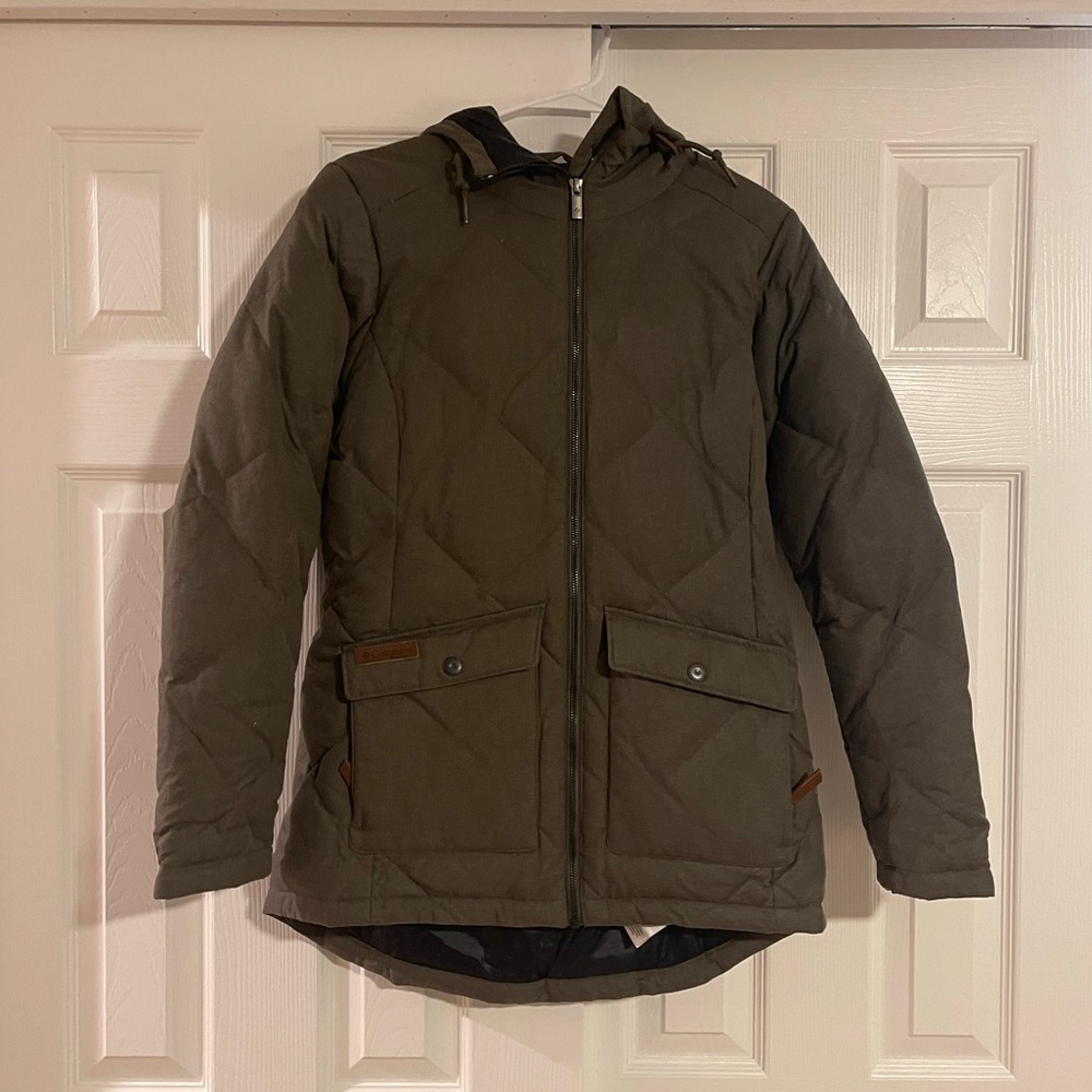 Women’s Columbia Down Jacket - Size S